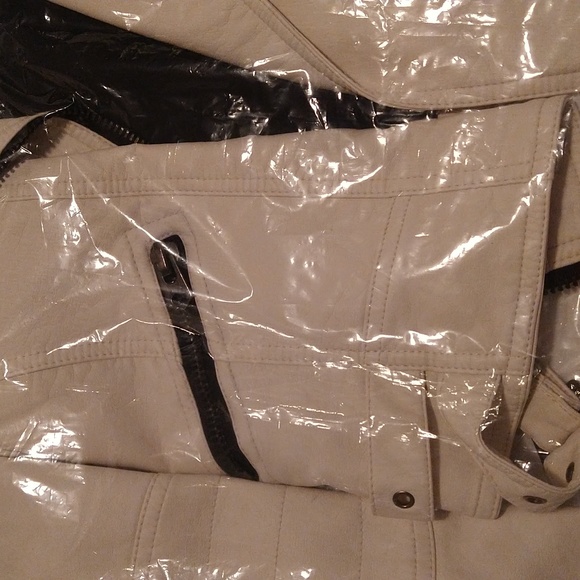 Jacket - Picture 3 of 13